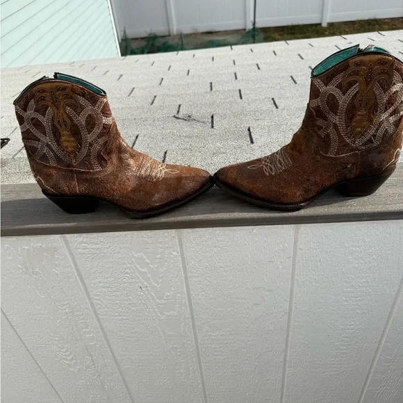 Corral Ladies Cognac Embroidery Studs Ankle Boots C3865 - Picture 3 of 8